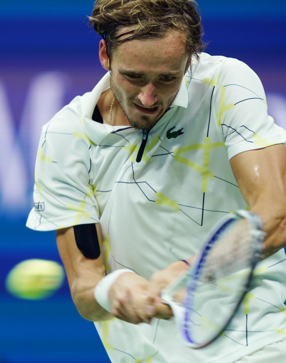 进攻策略上 进攻策略上