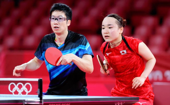 足球比赛中 足球比赛中