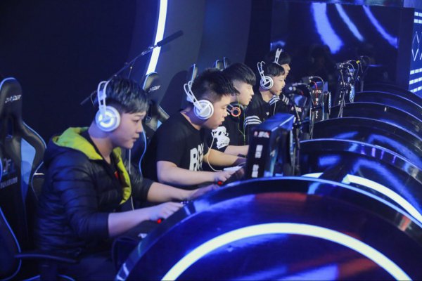 对科纳特而 对科纳特而